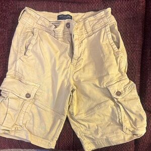 American Eagle Outfitters Light Tan Cargo Shorts